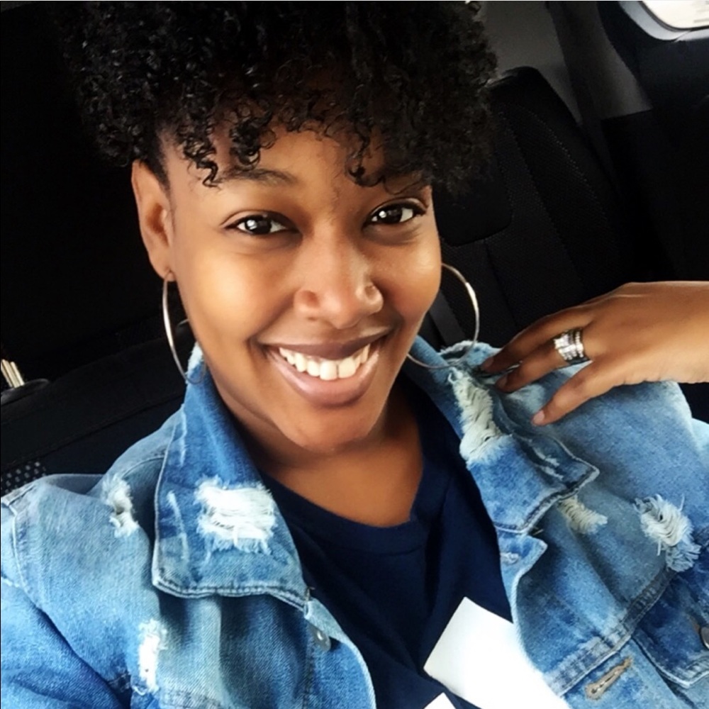 Meet your Posher, Camille